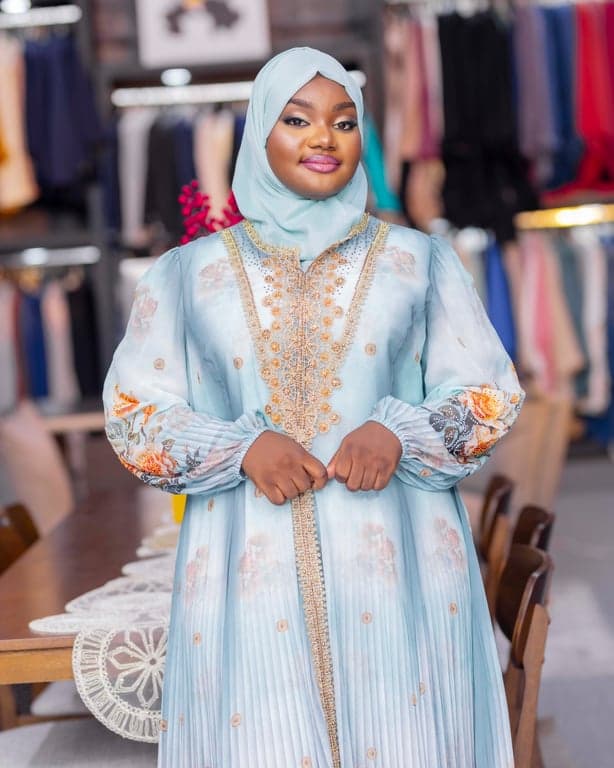 Pleated Floral Embroidered Abaya — view 3